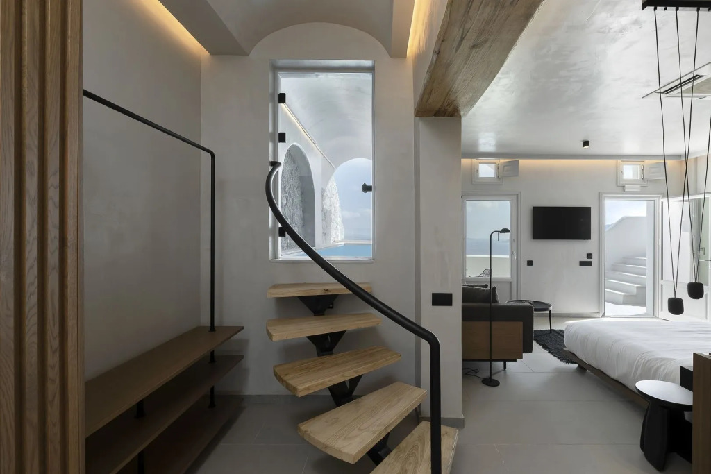 Hom Santorini