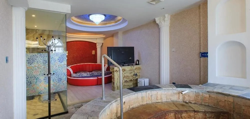 Meishen Palace Castle Spa