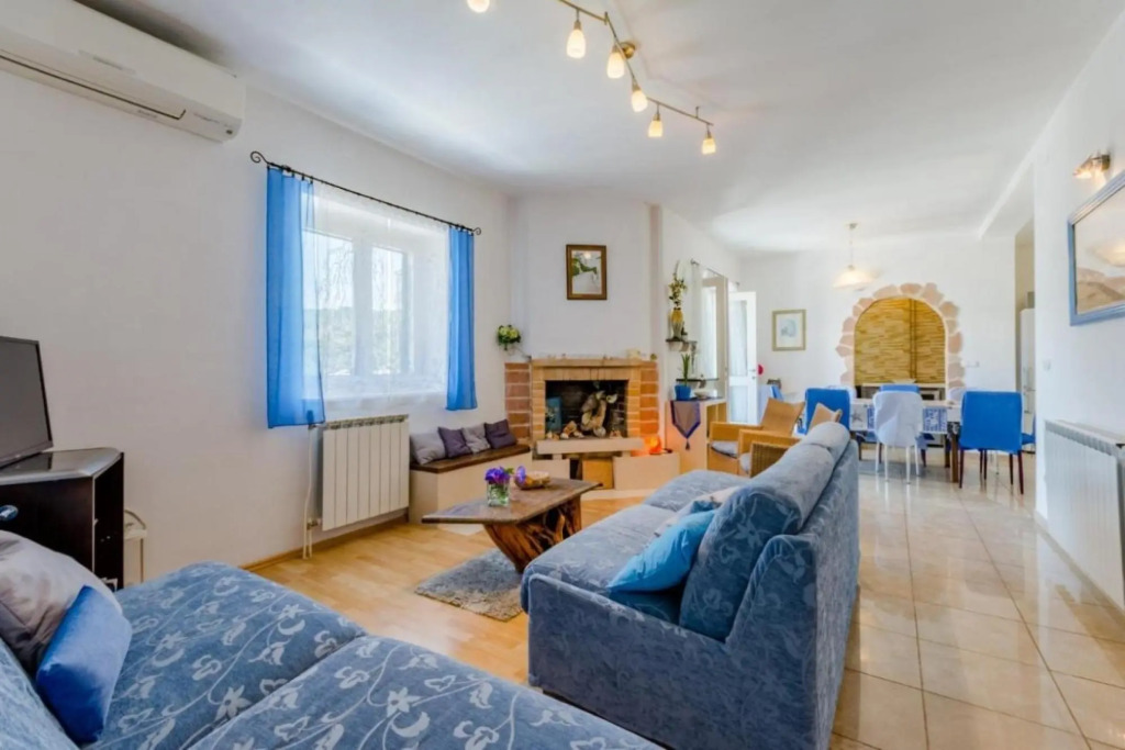 Panorama - 3 Bedroom Flat - A1