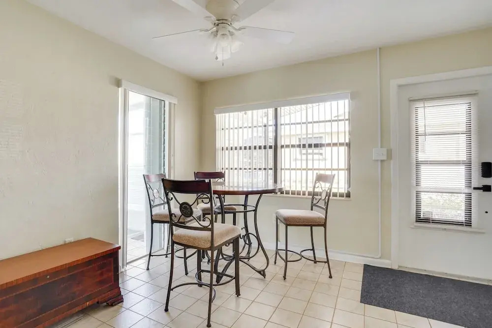 Waterfront Gulf Access Beach House w Lainai