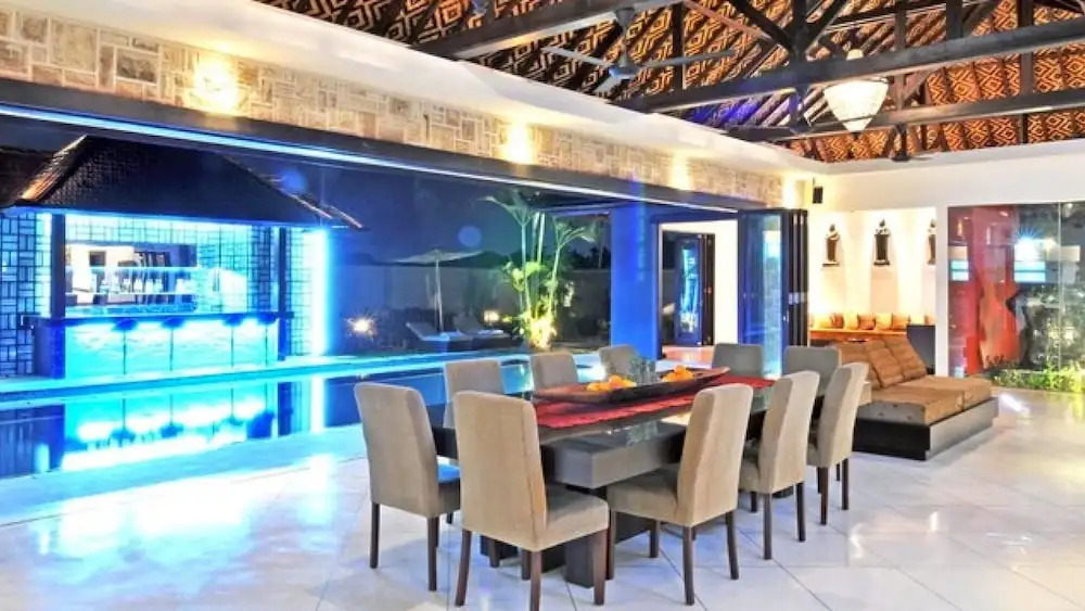 Modern Family Villa