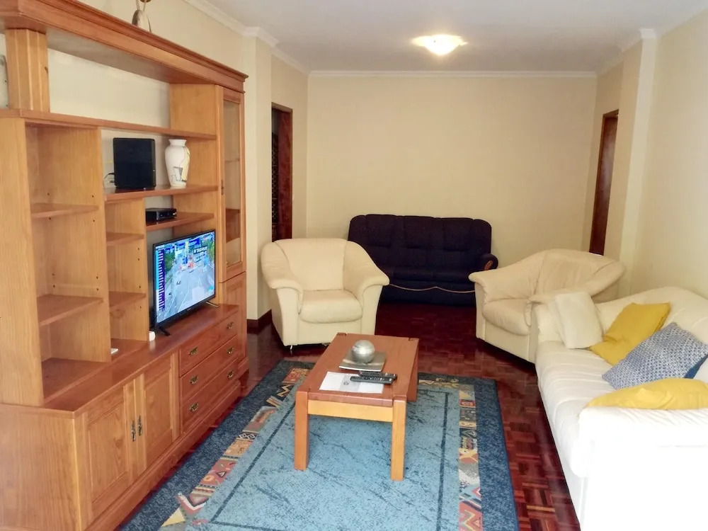 Apartment with One Bedroom in Funchal, with Wonderful Mountain View, Enclosed Garden And Wifi - 4 Km From the Beach