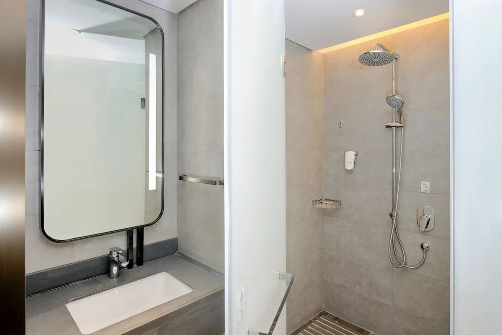 ibis Styles Shanghai New Hongqiao Hotel