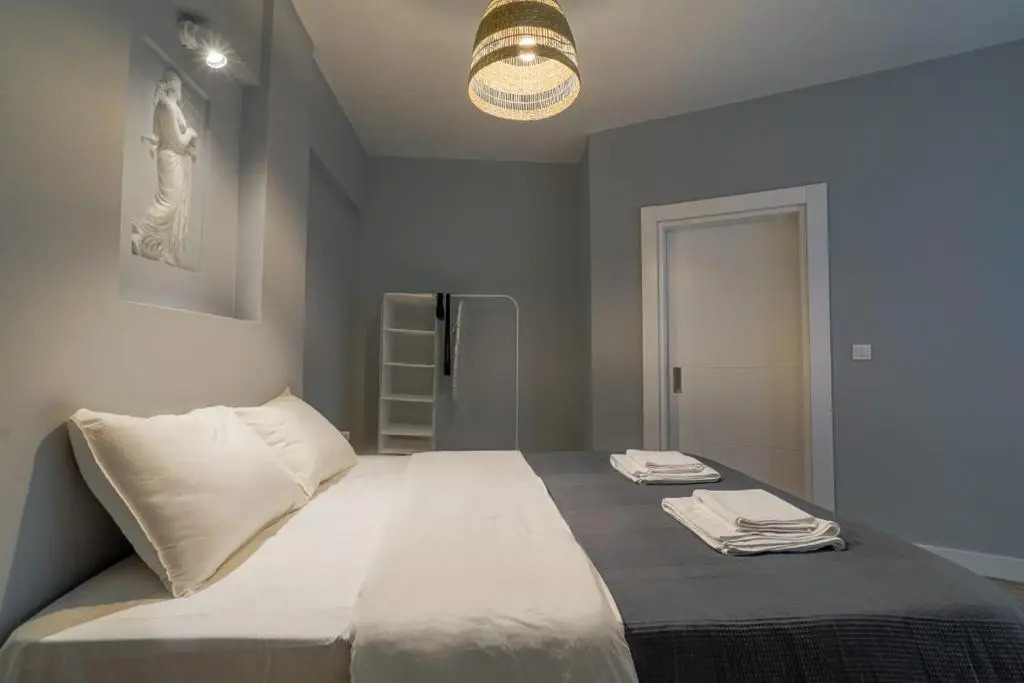 Modern and Central Flat Near Beach in Antalya