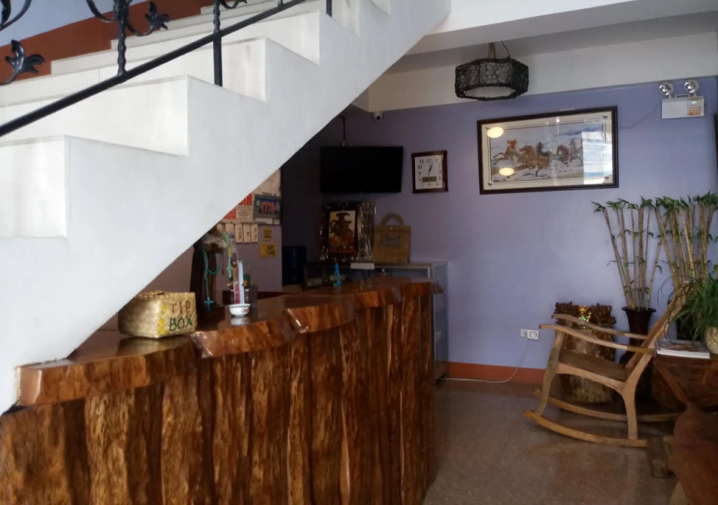 Mayon Lodging House