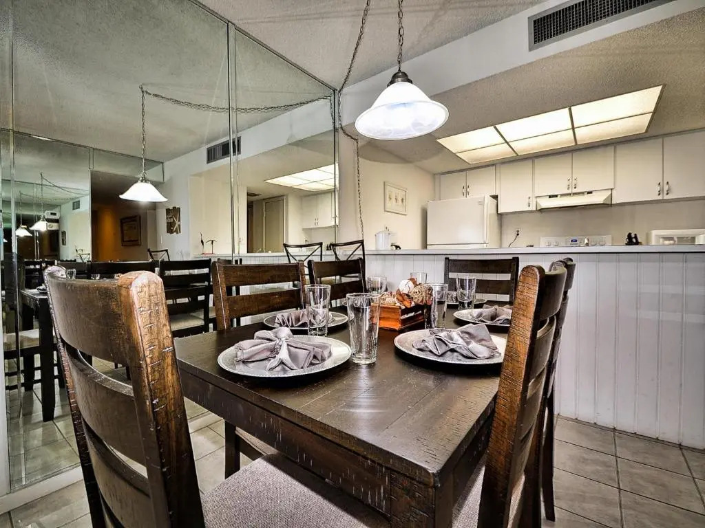 440 West Condo 1604N