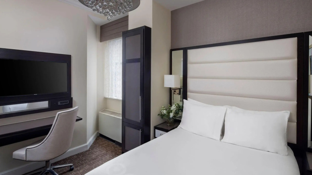 Park South Hotel, part of JdV by Hyatt