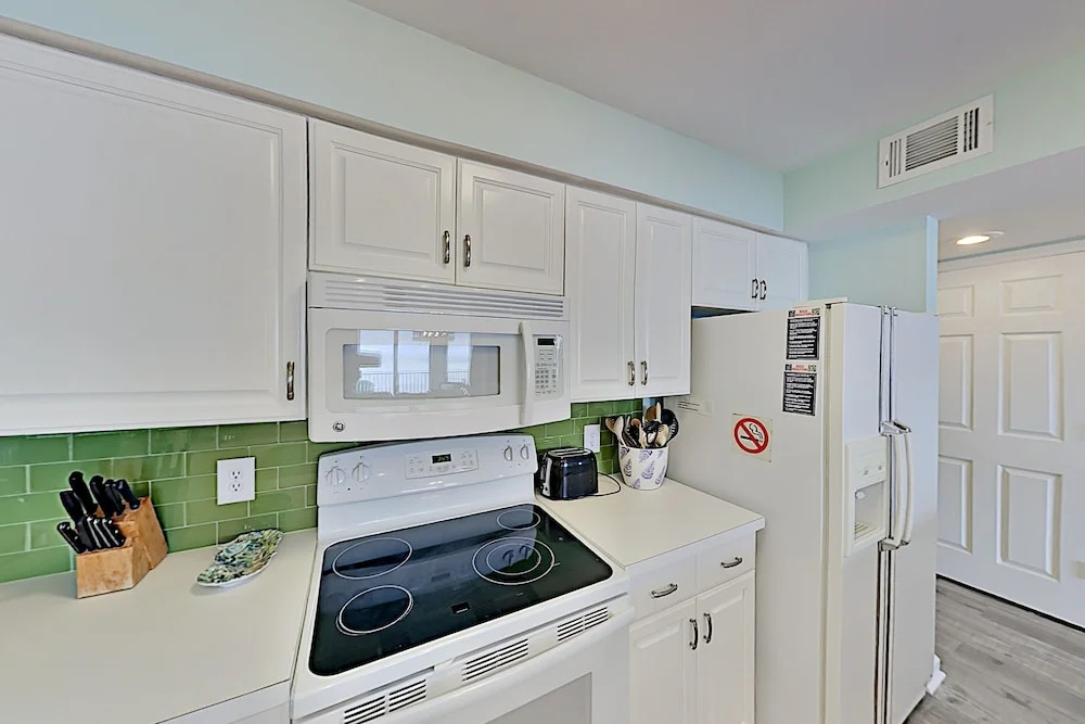 9cbeachc 3 Bedroom Condo
