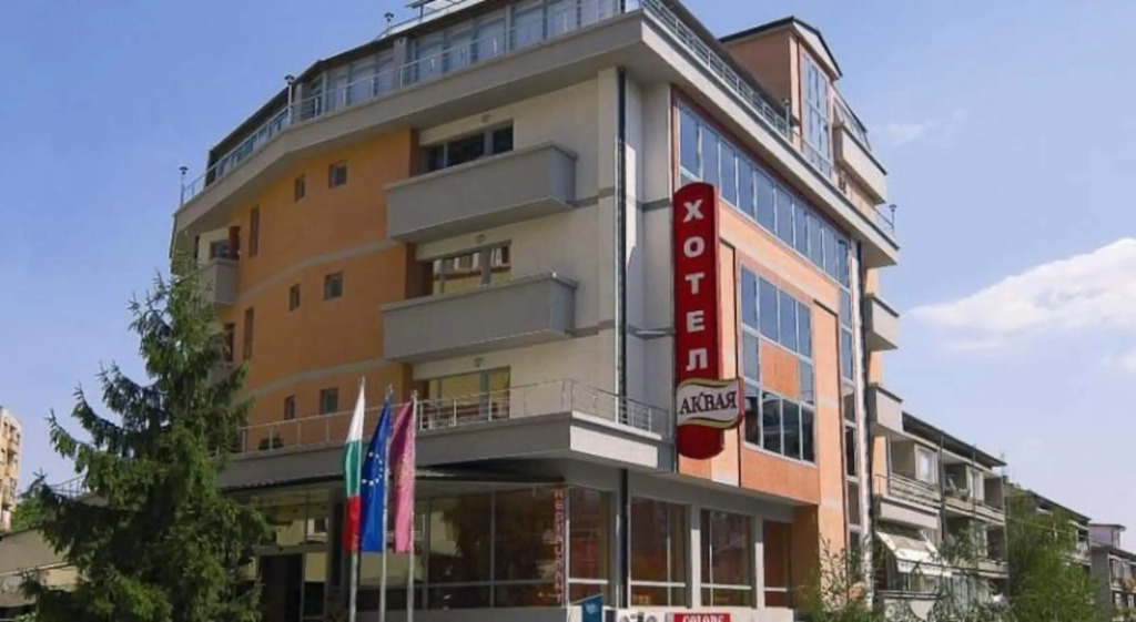 Отель Аквая