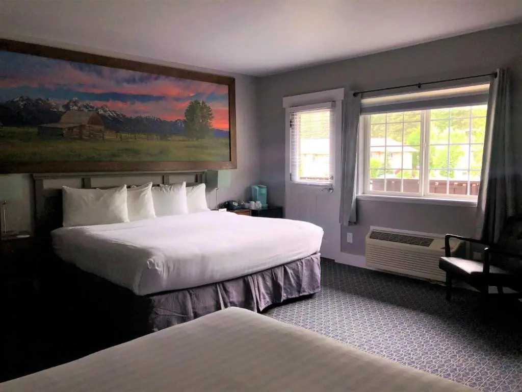 Blue Elk Inn