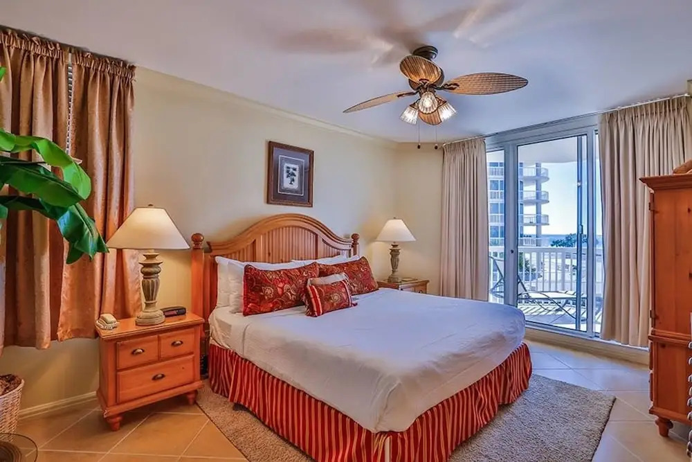 The Crown 3 Bedrooms 3 Bathrooms Condo