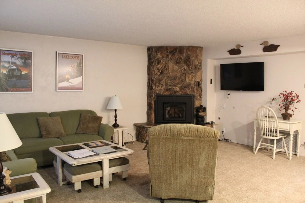 Altomare's Bavarian Ge  1148ha 3 Bedroom Condo
