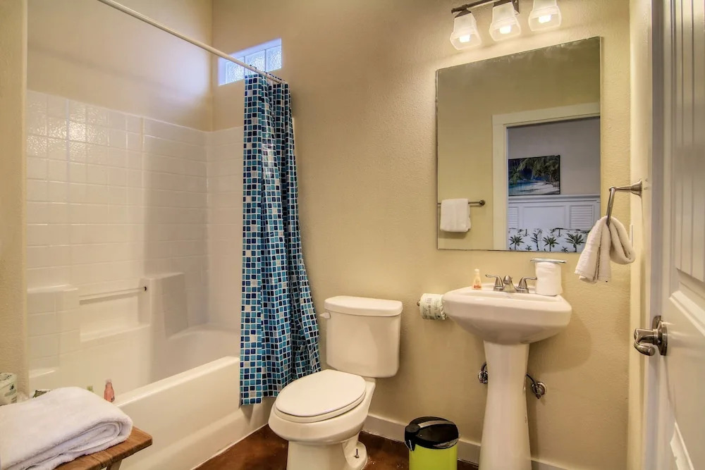 Tropical Paradise Pb209 3 Bedrooms 3 Bathrooms Condo