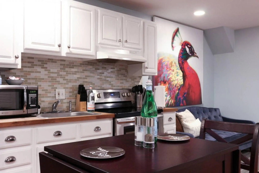 ✦ Entire Home Near U St ✦ 2 Units // Free Parking