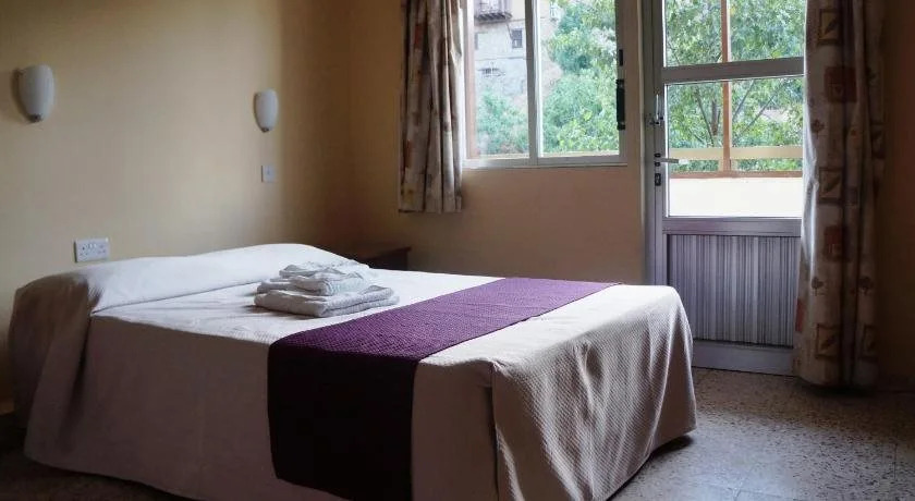 Minaides Hotel