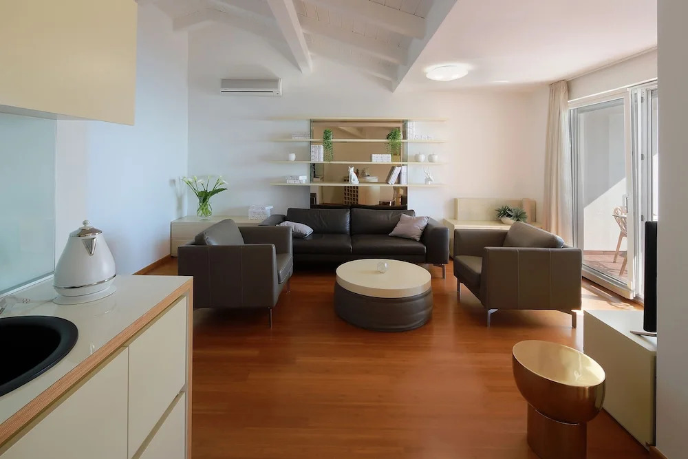 New Luxury Apartments
