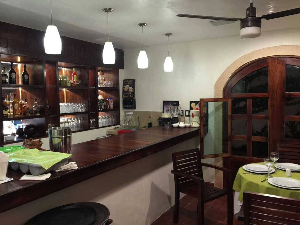 El Zaguán Colonial by GuruHotel