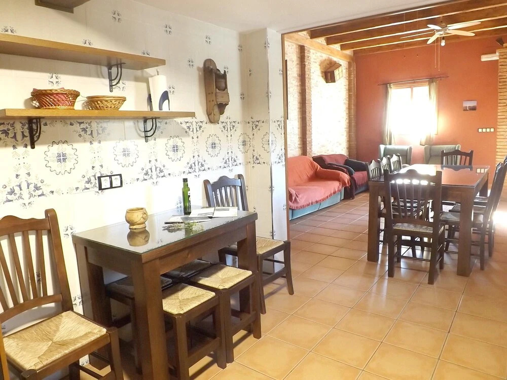 Villa With 5 Bedrooms in La Guardia de Jaen, With Wonderful Mountain V