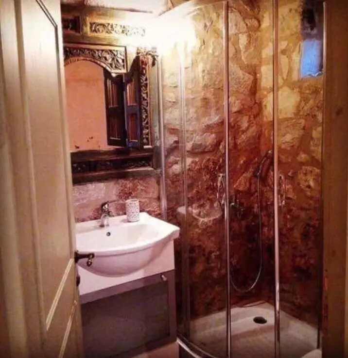 Elaion Guesthouse