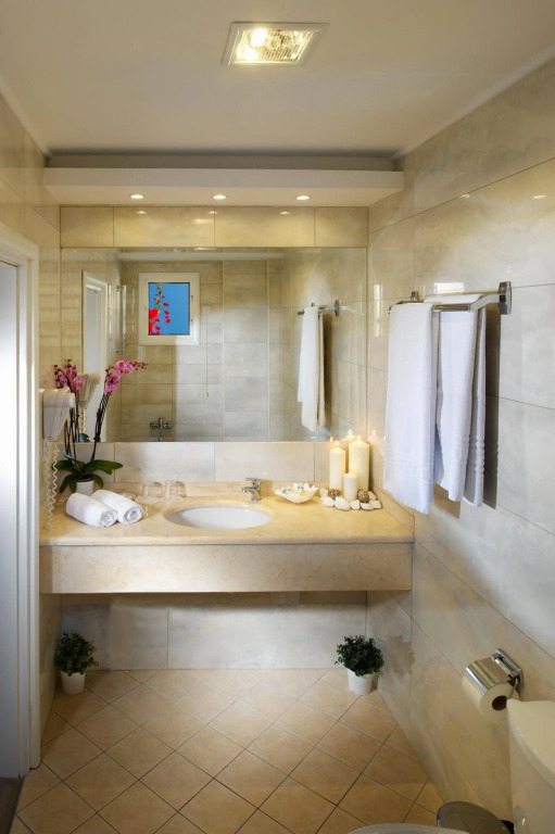 Portes Beach Hotel
