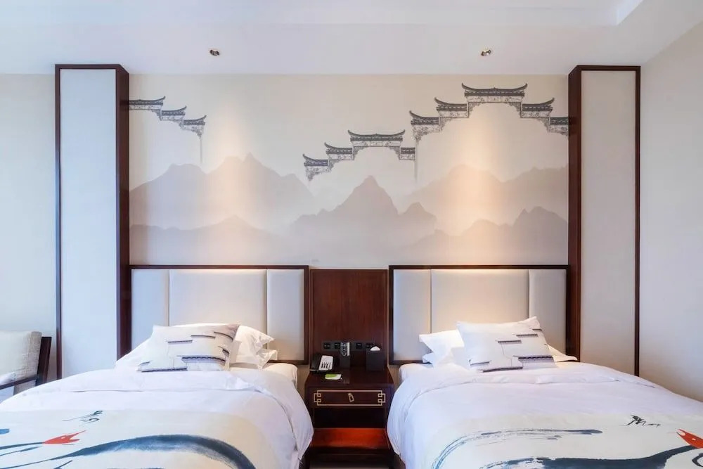 Wuhu Macrolink Legend Hotel