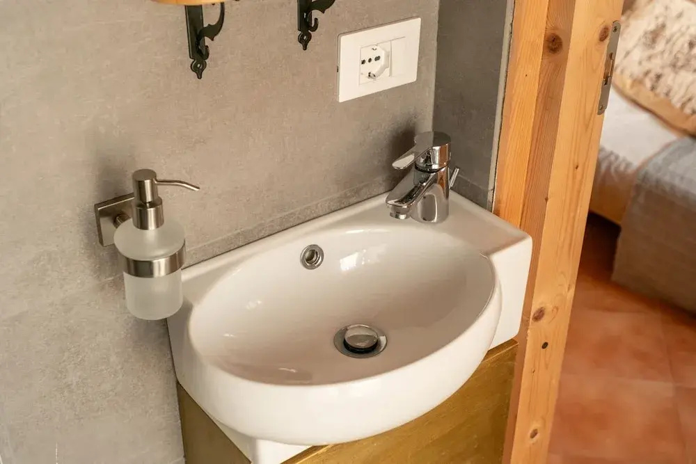 Aperol in Iseo With 1 Bedrooms and 1 Bathrooms