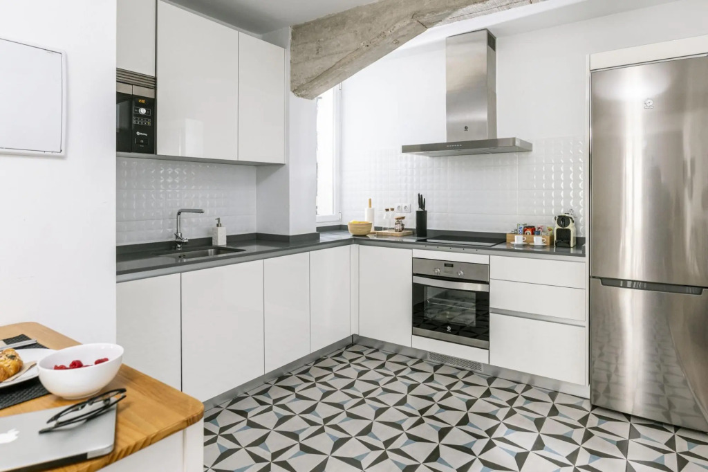 Modern & Chic 2BR/2BA apartment in trendy Chueca