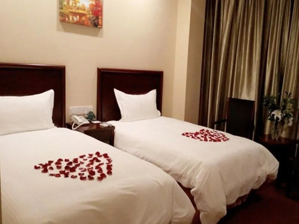 GreenTree Inn Zhejiang Ningbo Dongqian Lake Yinxian Avenue North Mozhi Road Business Hotel