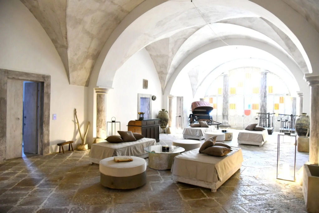 Palazzo Castriota