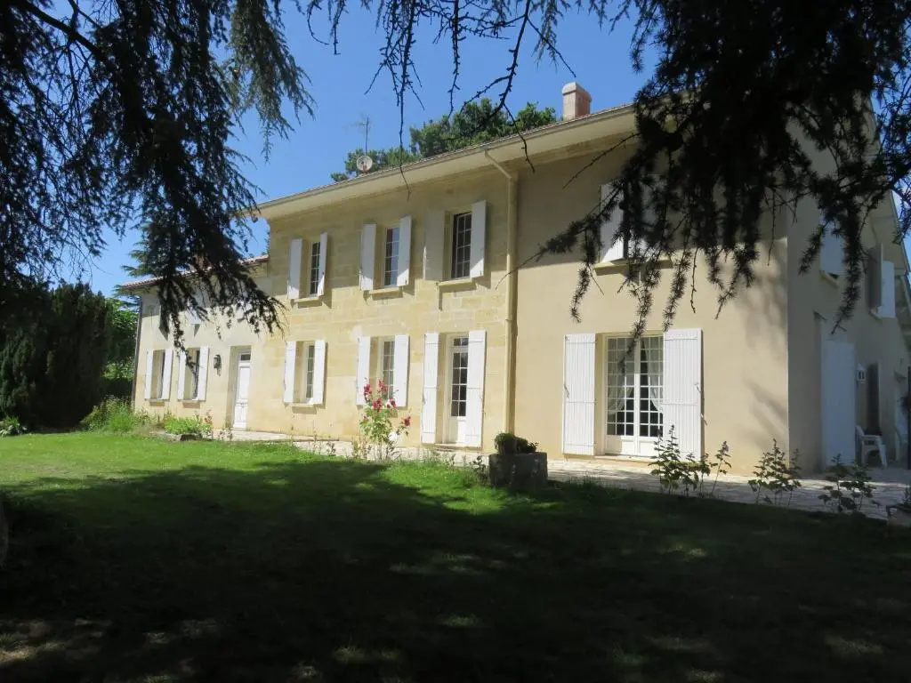 Chambres d\hôtes de charme au REFUGE DU PEINTRE prés de St Emilion