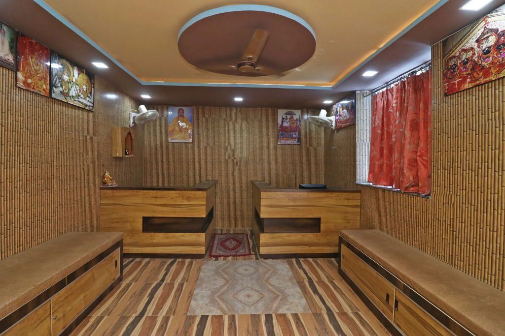 SPOT ON 38000 Vaidehi Bhawan