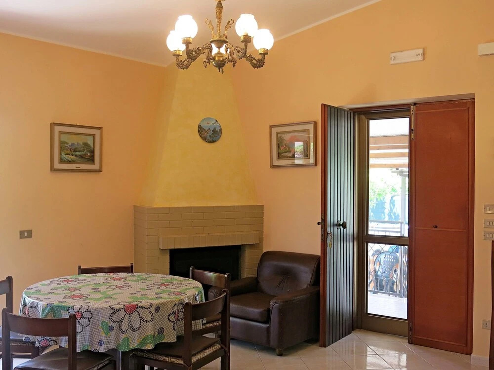 Merly-Villa 250mt dal mare