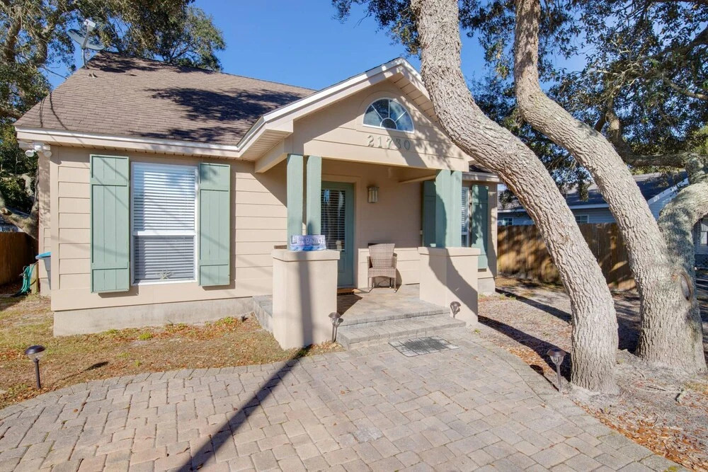 21730 Marlin Ave - Memories on Marlin by Blue Swell