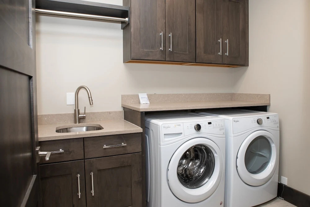 1242 Westhaven Circle 4 Bedroom Townhouse by Redawning