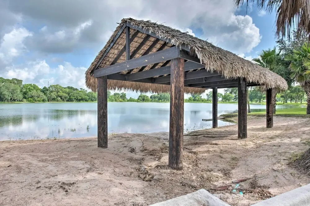 Lakefront Wallis Ranch w/ Private Beach & Patio!