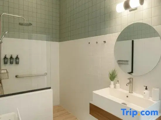 Rim klong house, Banrublom Rayong beach +Free wifi (Pool Villa)