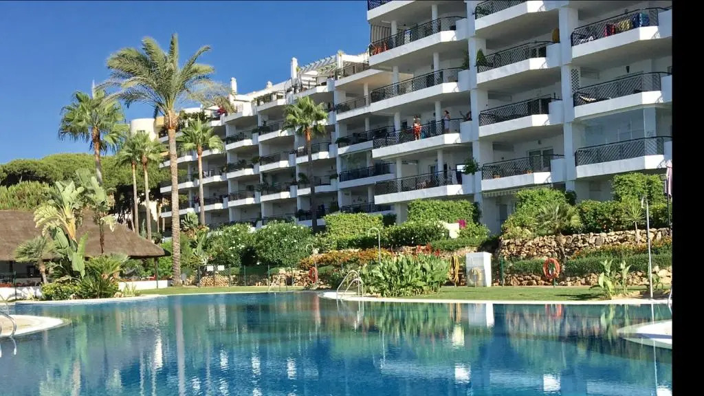 MI CAPRICHO 170 Beachfront Apartment