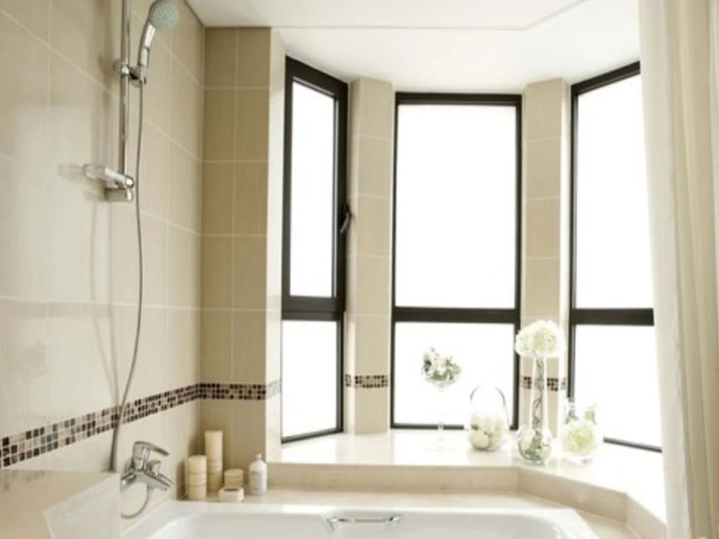 Lanson Place Jin Qiao Service Residences