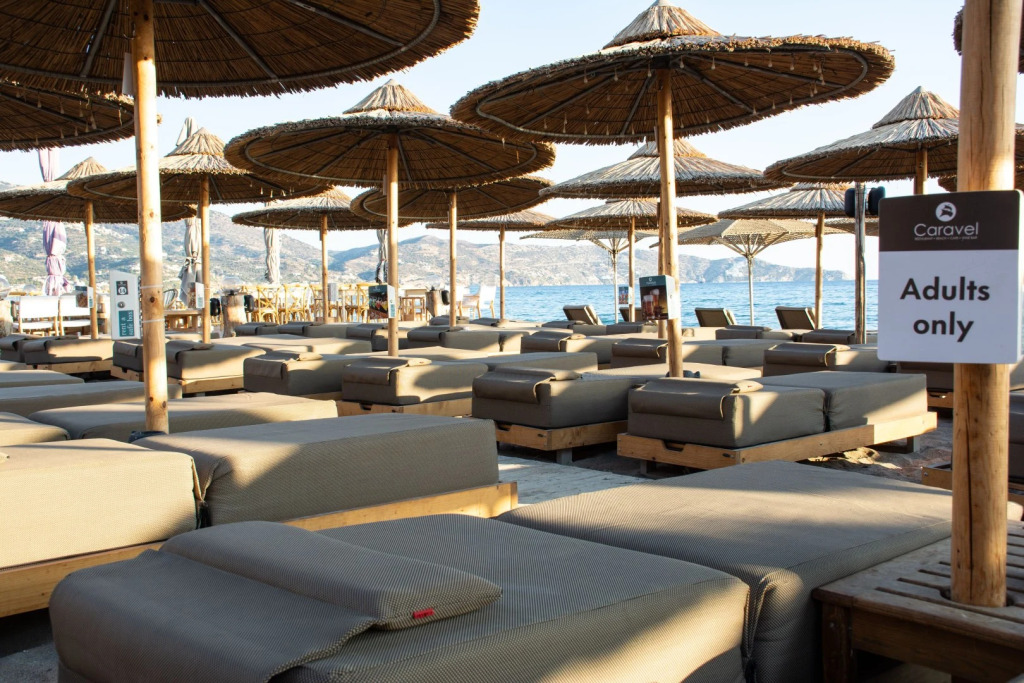 Yianna Caravel Suites "by Checkin" adults only