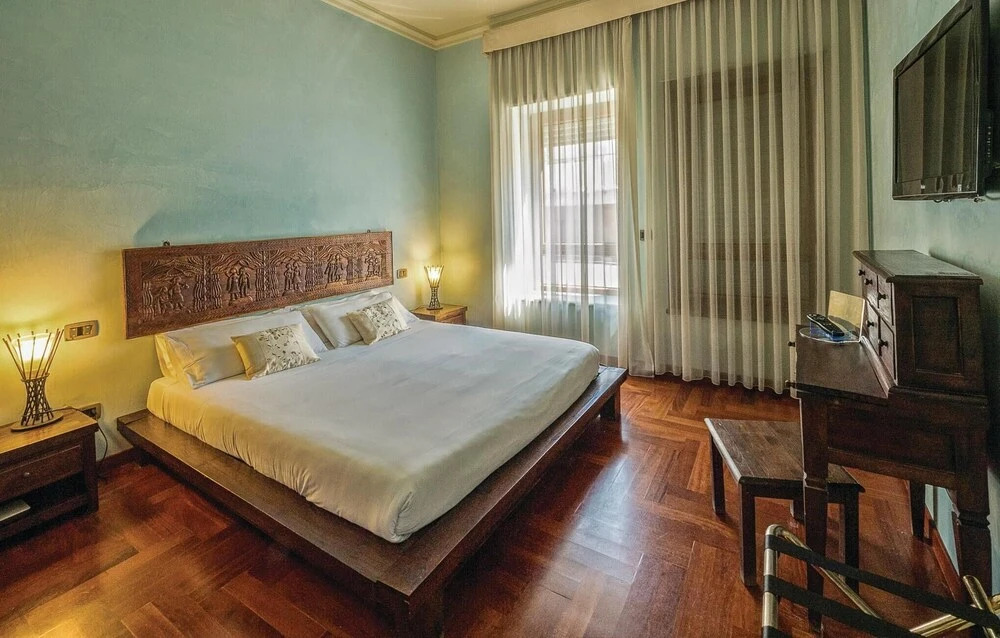 Beautiful Home in Lecce LE With Wifi and 2 Bedrooms