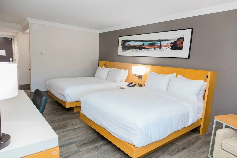 Delta Hotels by Marriott Columbia Northeast