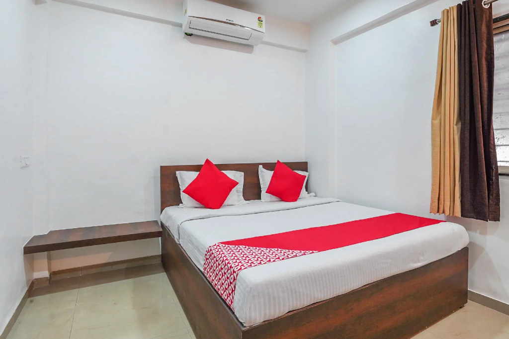 Hotel Vrindavan by OYO Rooms