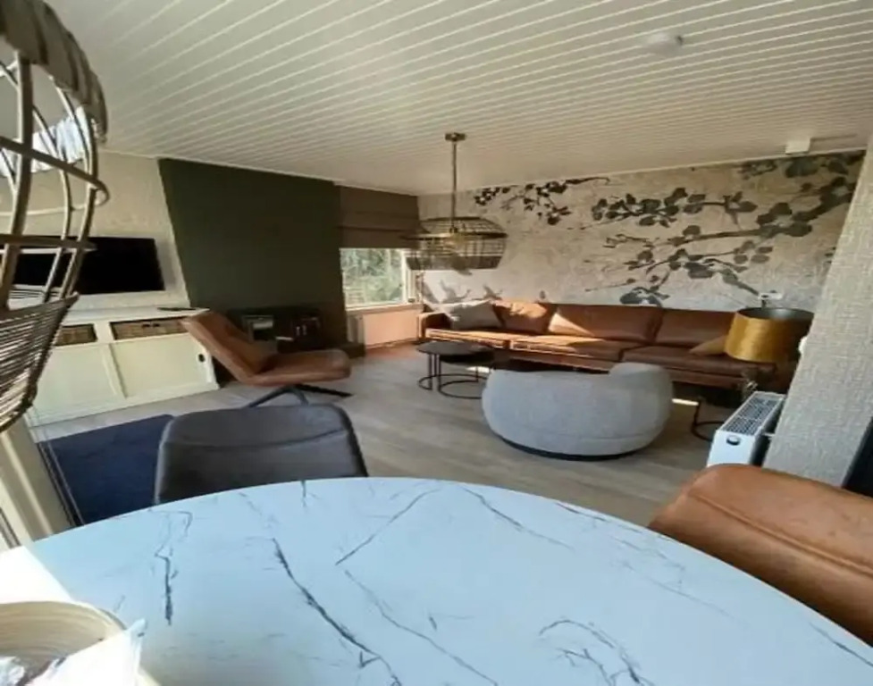 Cosy Family Bungalow on Quiet Resort