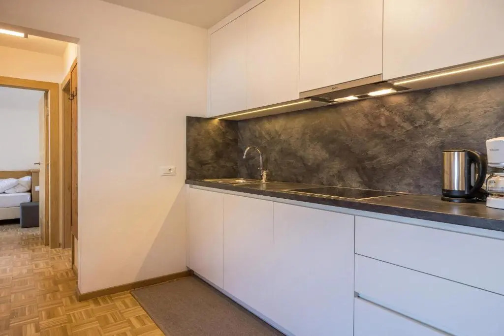 Rosalpina Apt 4