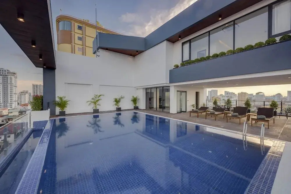Residence 105 Hotel and Apartment