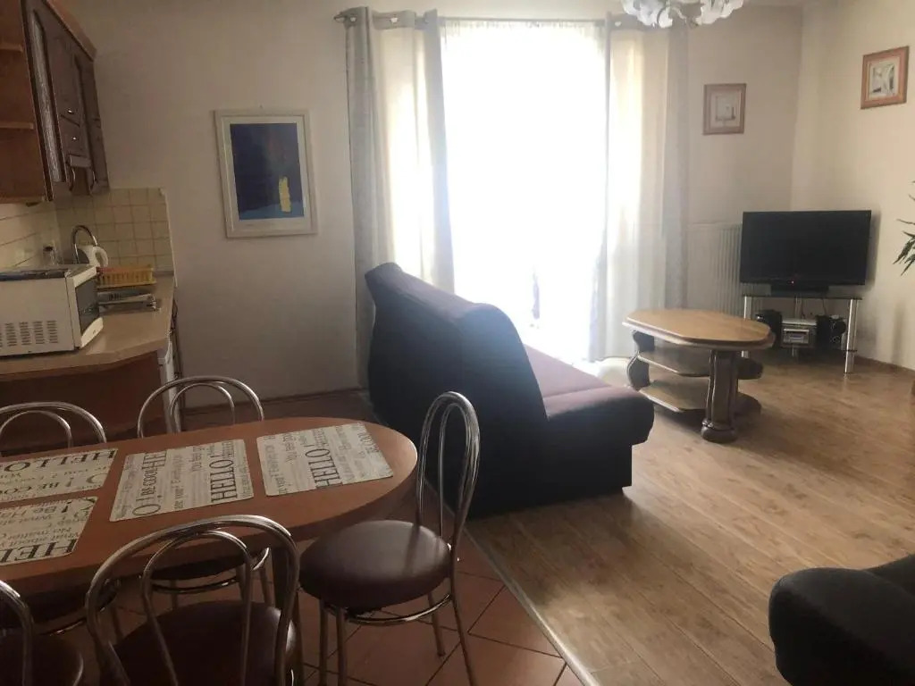 Apartament Stroma 4