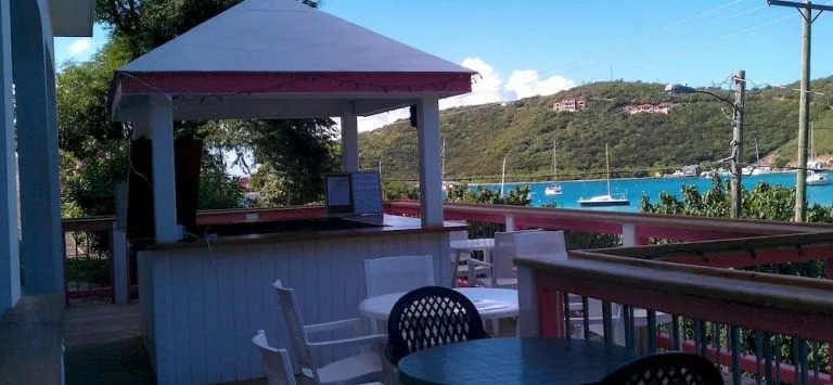 Sea Crest Inn