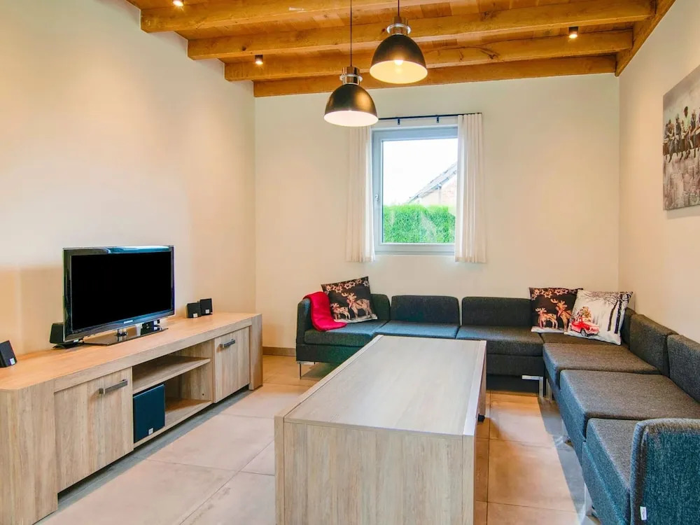 Modern family holiday home