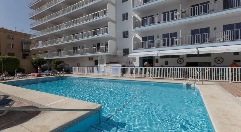 Apartamentos Embajador