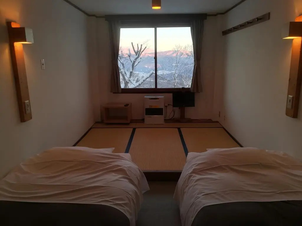 Fujio Pension Madarao Apartment Hotel & Restaurant
